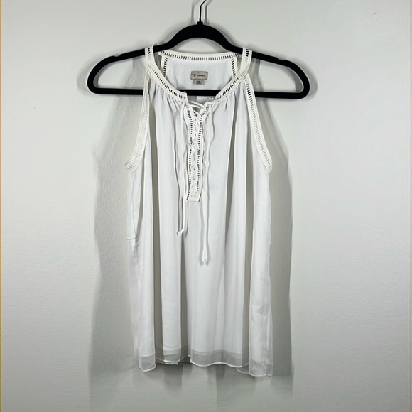 cremieux Tops - CREMIEUX women’s size XS White Summer Rank Top